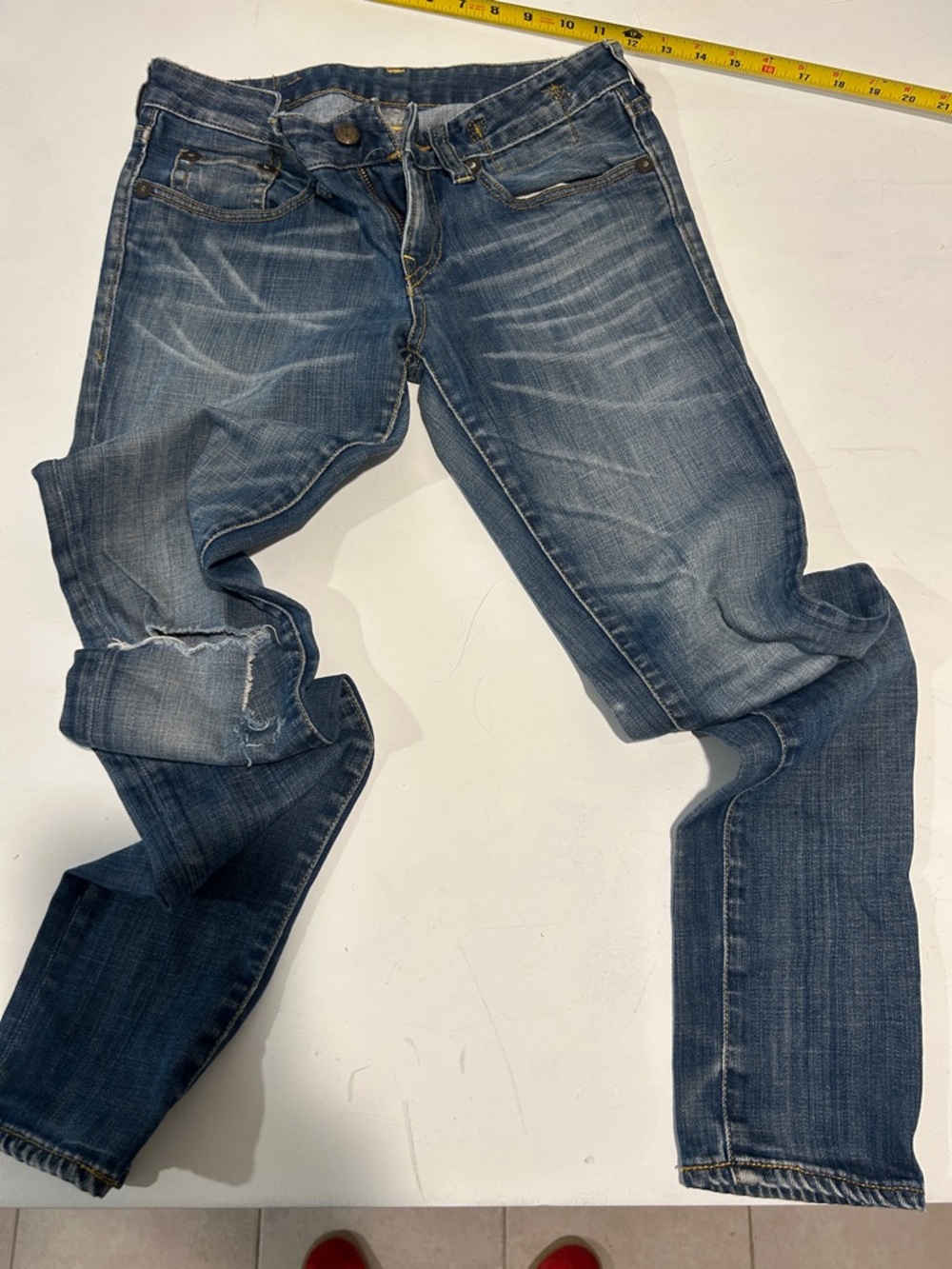 R13 Women's Skinny Jeans in Distressed Blue Wash
